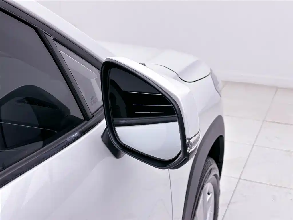 TOYOTA COROLLA SHARP AMPLIFIER