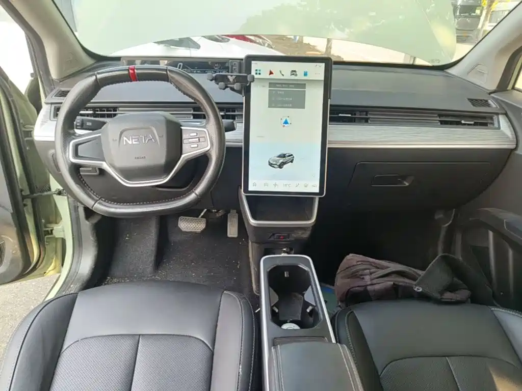 Nezha Auto Nezha V 2023 2022 Trend 300 Lite LFP