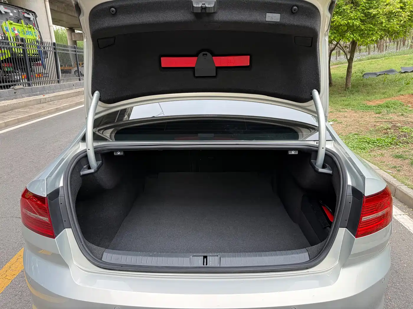 Volkswagen Magotan 2017 330TSI DSG Luxury фото 20