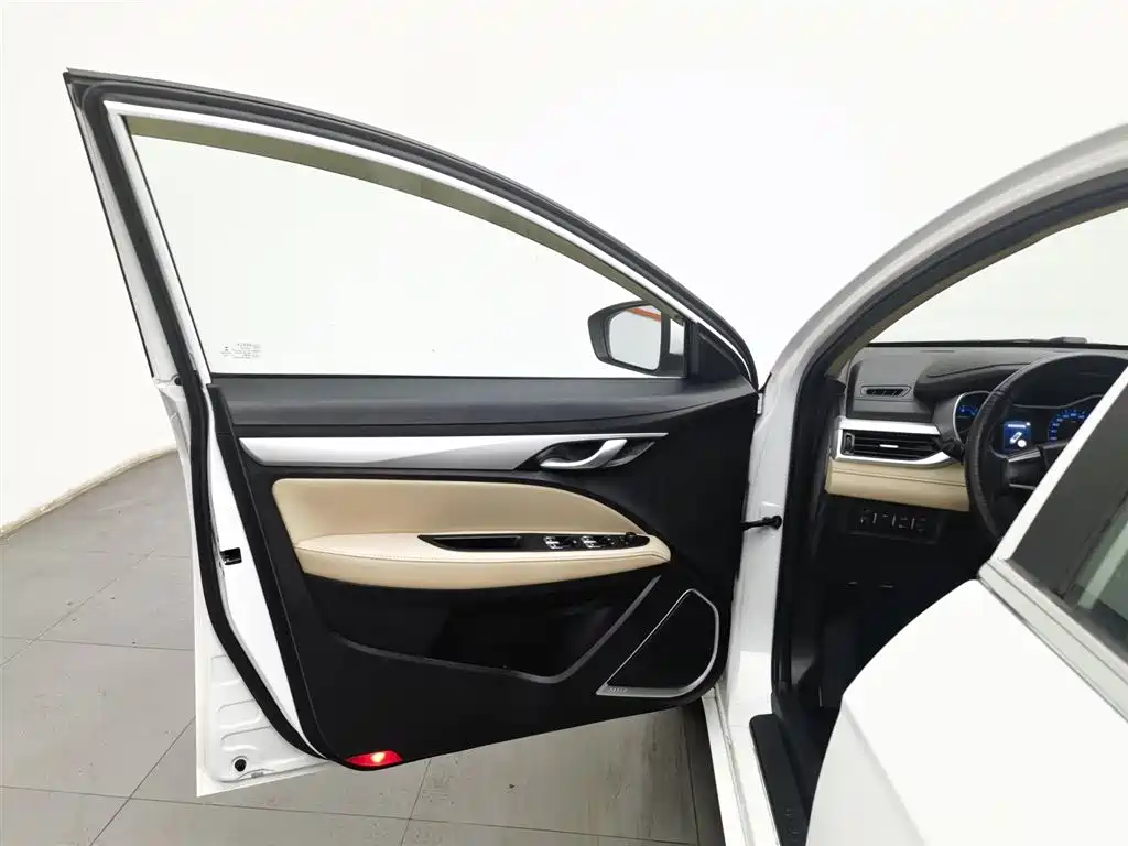 GEELY AUTOMOBILE EMGRAND