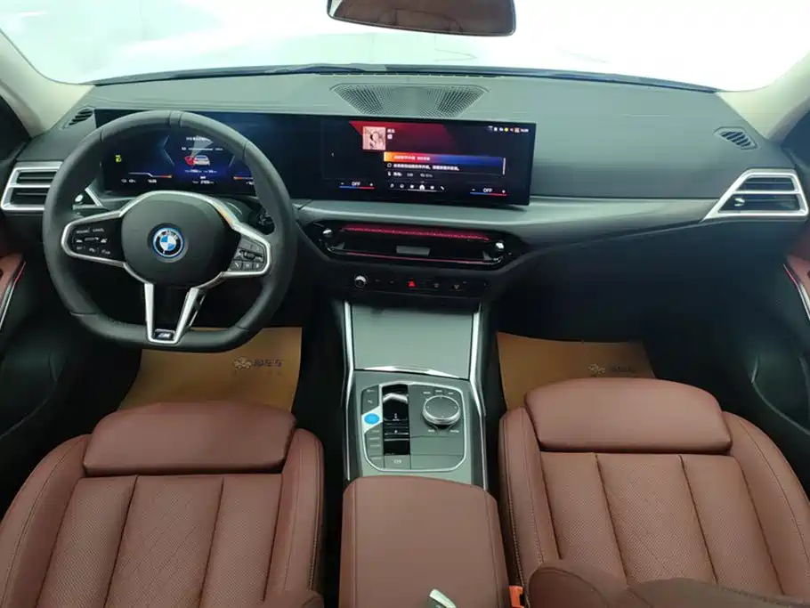 BMW i3 2025 eDrive 35 L фото 12