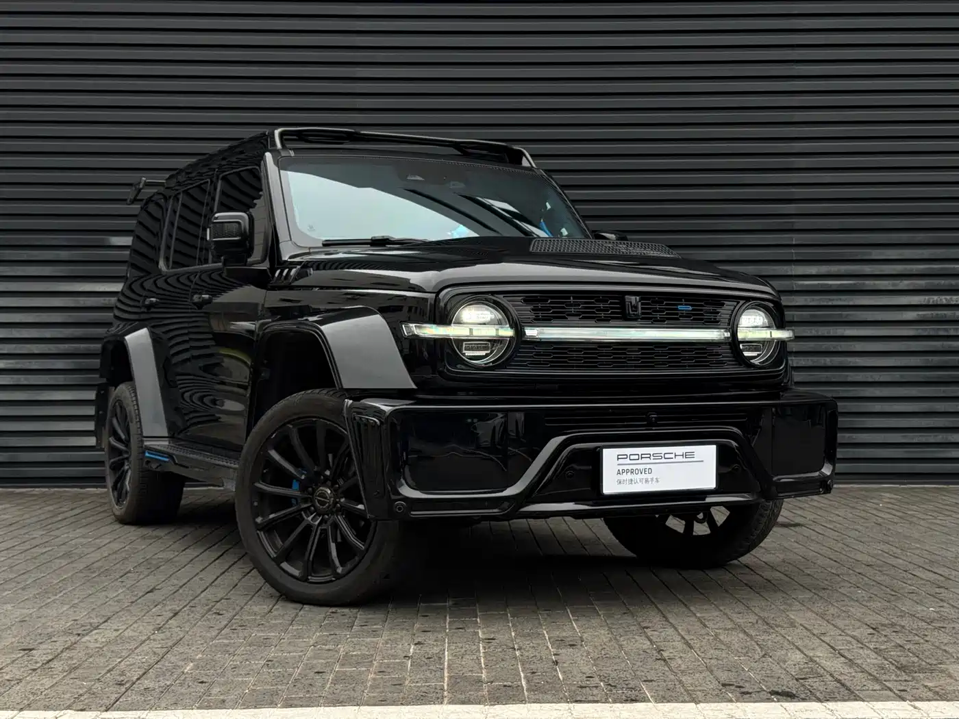 Crossboundary Auto Co-created Tank 300 2023 2023 2.0T Cyber Knight