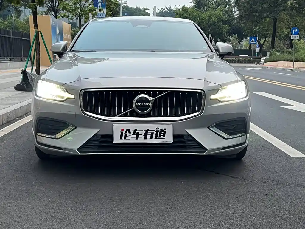 Photo 24 - Volvo S60