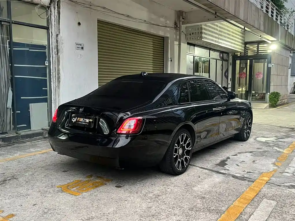 Rolls-Royce Ghost 2021 6.7T Standard Wheelbase фото 8