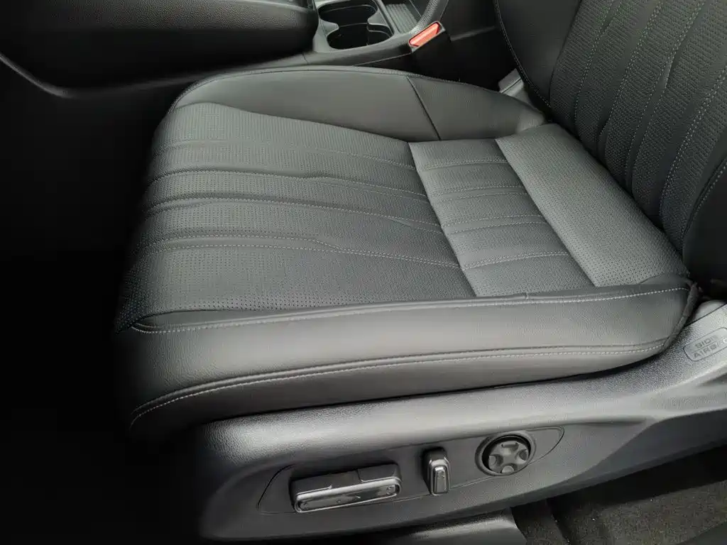Honda Haoying 2025 2025 240TURBO FWD Luxury 5-Seater