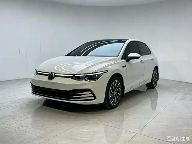 Volkswagen Golf 2022