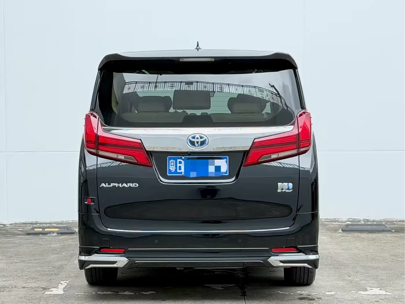 Toyota Alphard 2020 Hybrid 2.5L Luxury Edition фото 8