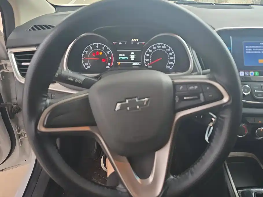 Chevrolet Monza 2019 2019 Redline 320T DCT Joy Edition China VI