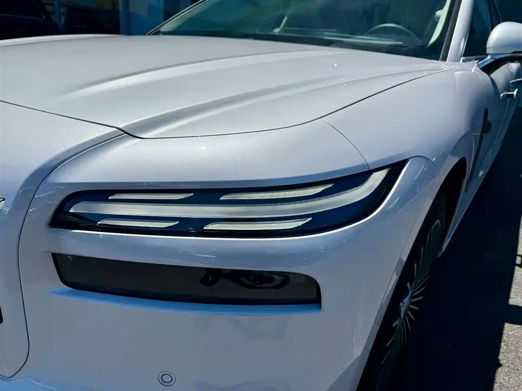 Voyah Auto VOYAH Zhuiguang L 2025 2025 Mid-configuration Model