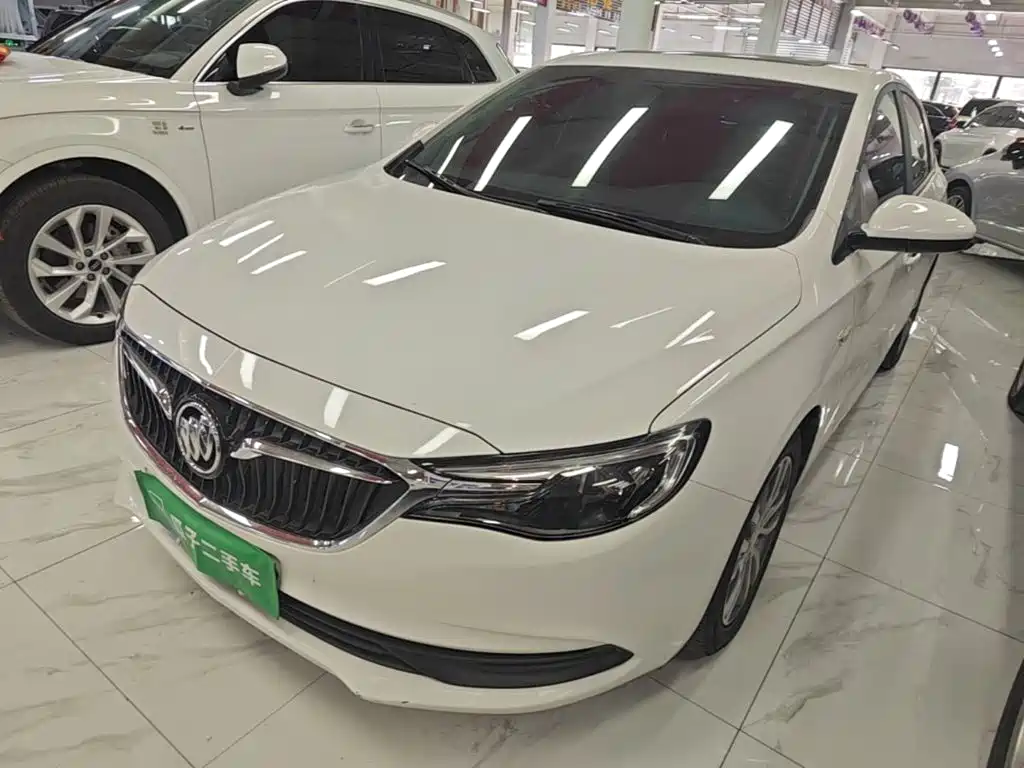 Фото 1 - Buick Excelle