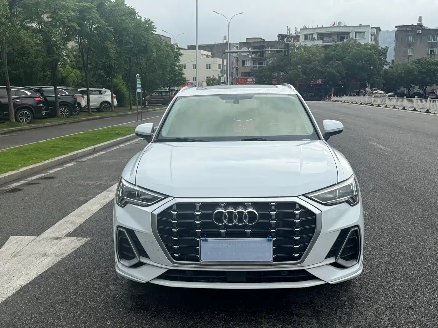 Фото 2 - Audi Q3