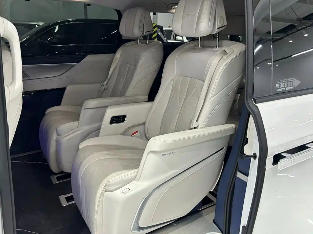 Buick GL8 New Energy 2024 2024 Land Honor Luxury Edition 6-Seater