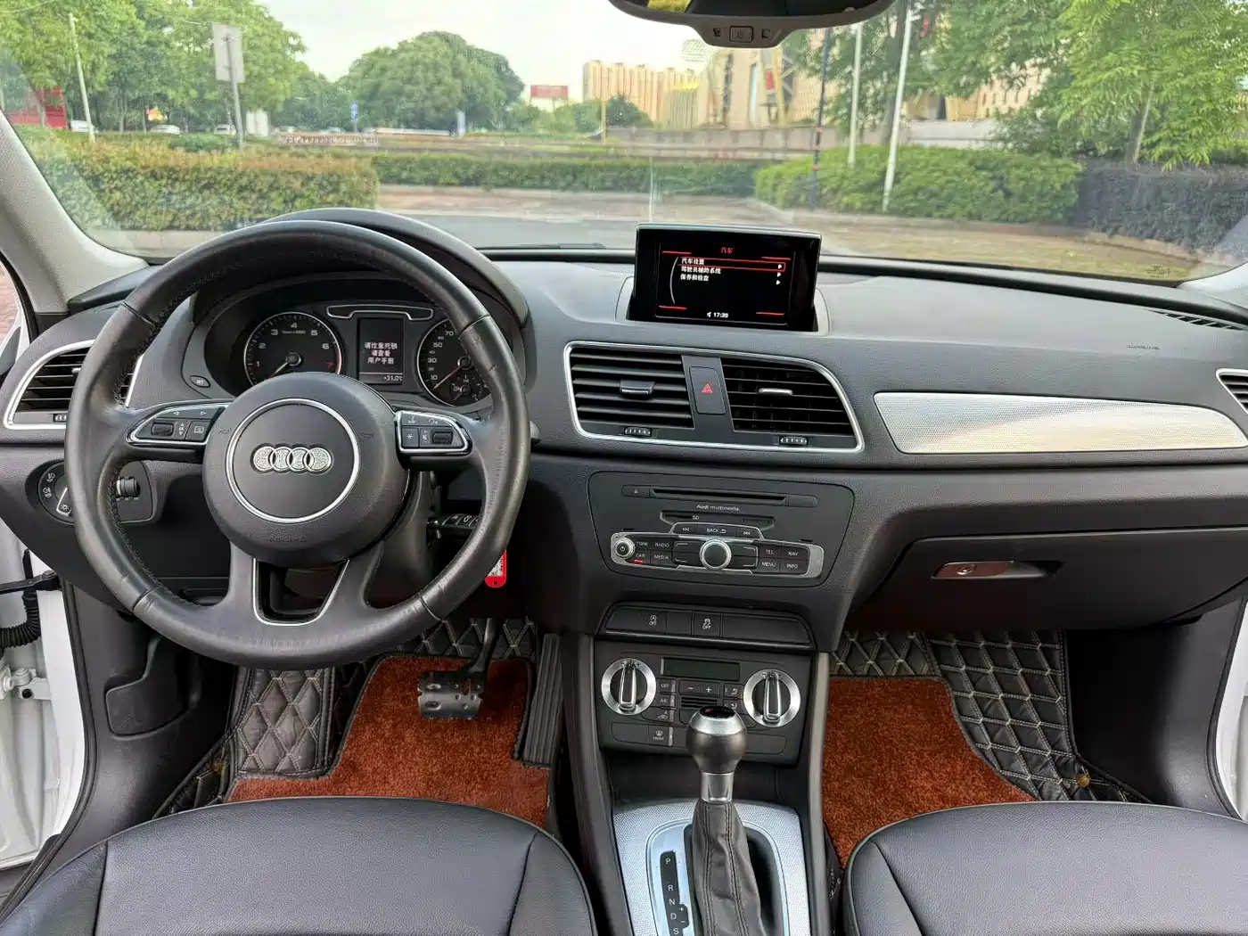 Audi Q3 2015 30 TFSI Comfort фото 9