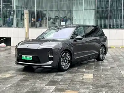 NIO ES8