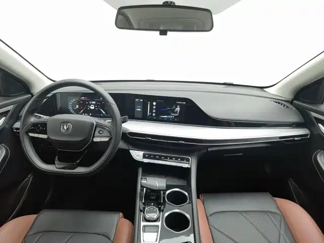 Changan Eado 2024 PLUS Blue Whale NE 1.4T GDI DCT High Performance Edition — фото 5