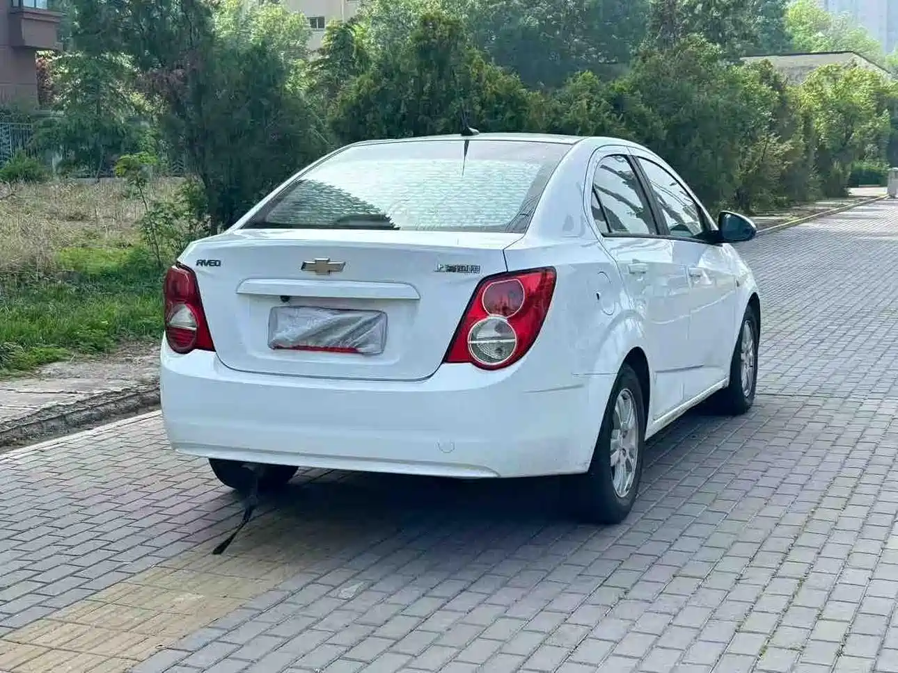 Chevrolet Aveo 2013 2011 Sedan 1.4L AT SE