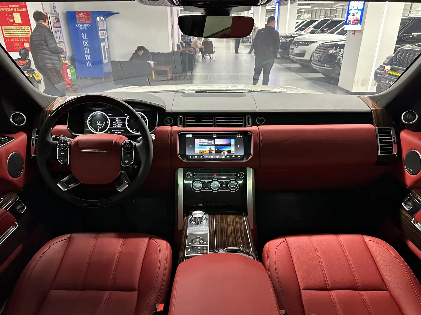 Land Rover Range Rover 2017 3.0 SC V6 Vogue фото 12