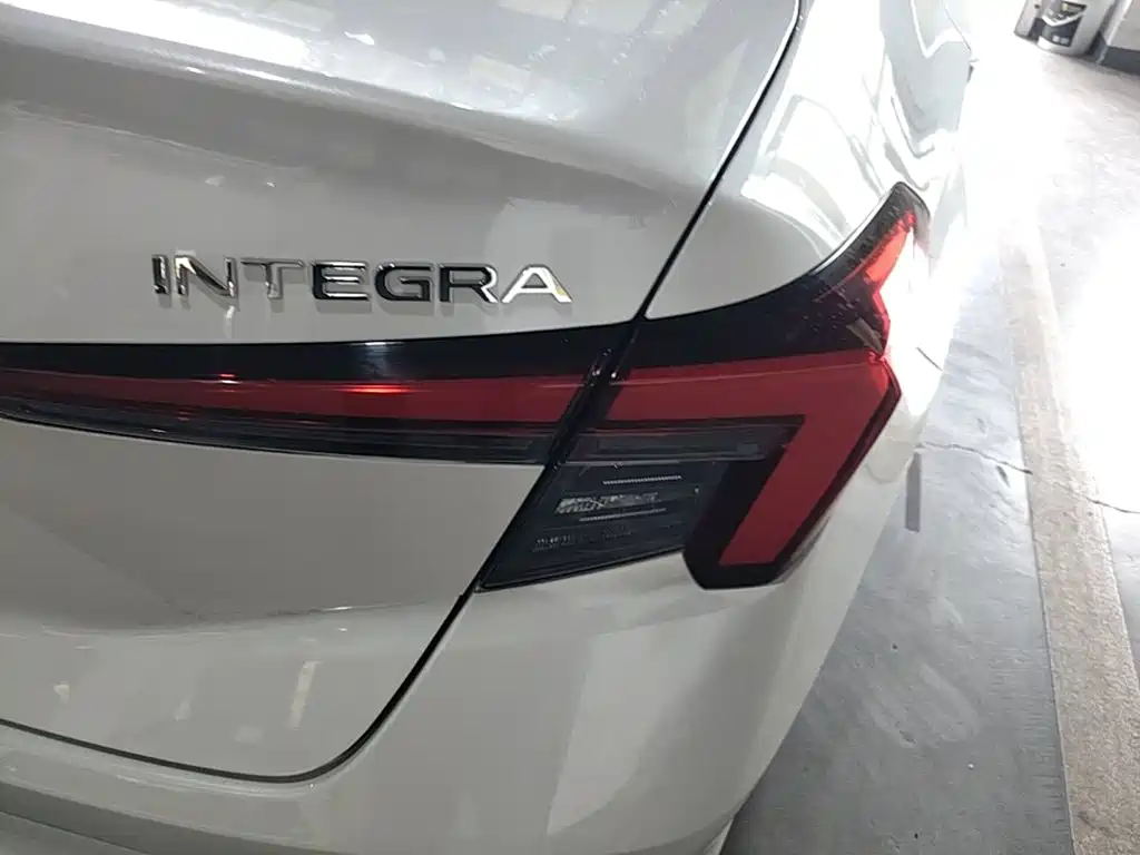 Honda Integra 2024 2023 240TURBO CVT Luxury Edition