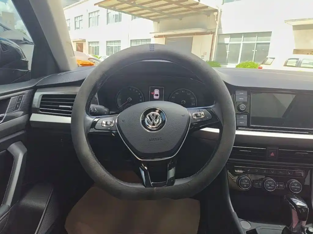 Volkswagen VW Lavida EV 2020 2019 Premium Edition