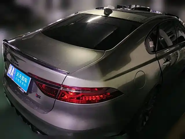 Jaguar XFL 2017 XFL 2.0T 240PS Premium Edition — фото 2