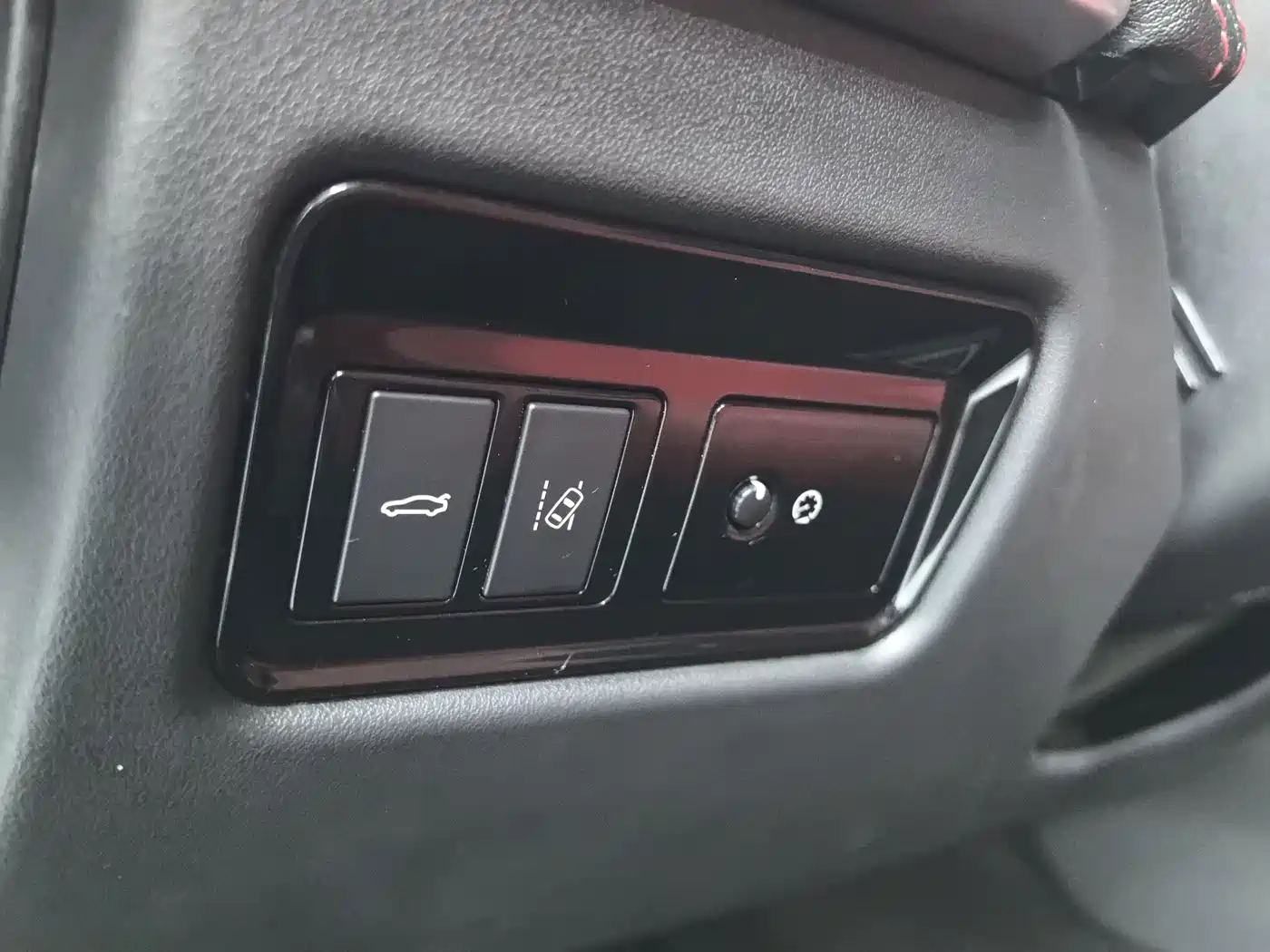 Jaguar XE 2016 2015 2.0T 200PS R-Sport