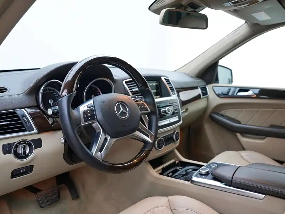 Mercedes-Benz GL-Class 2015 2014 GL 400 4MATIC Dynamic