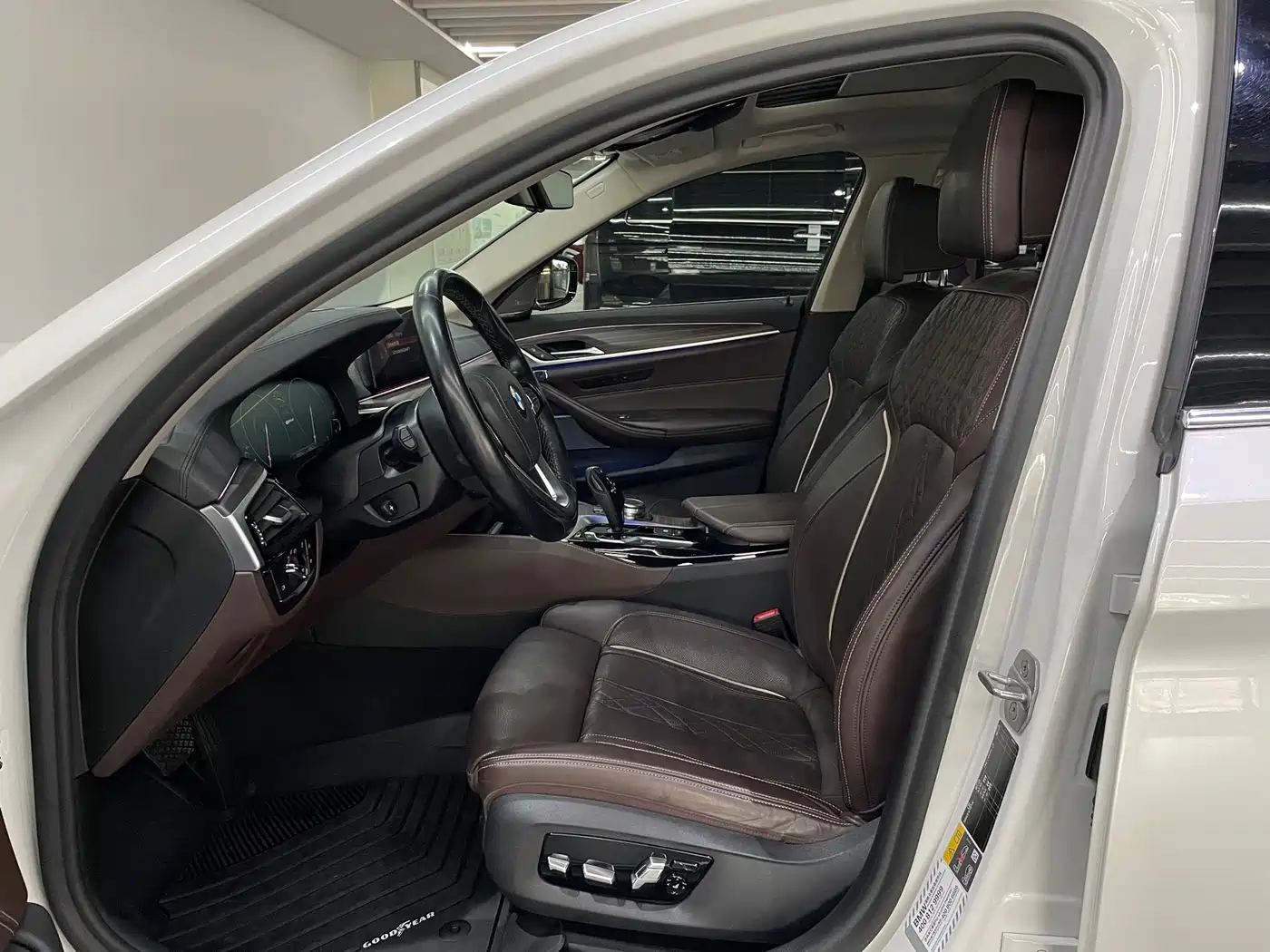 BMW 5 SERIES NEW ENERGY