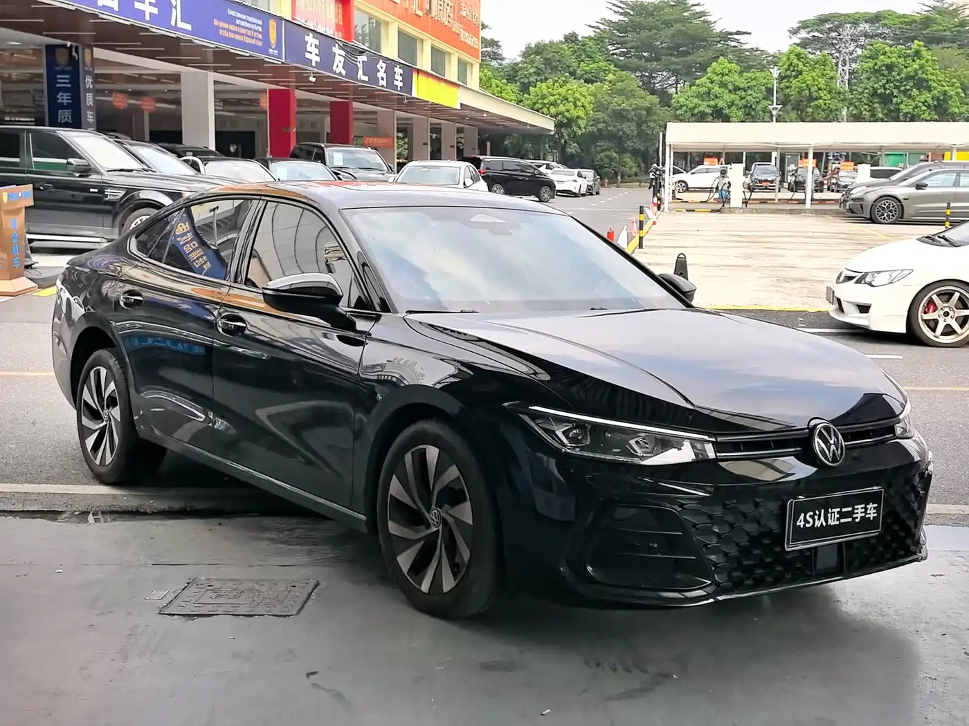 Фото 3 - Volkswagen Passat