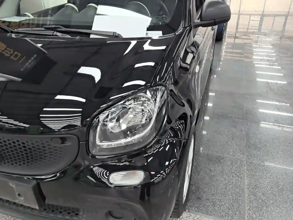 smart forfour 2018 2018 1.0L 52kW Agile Edition