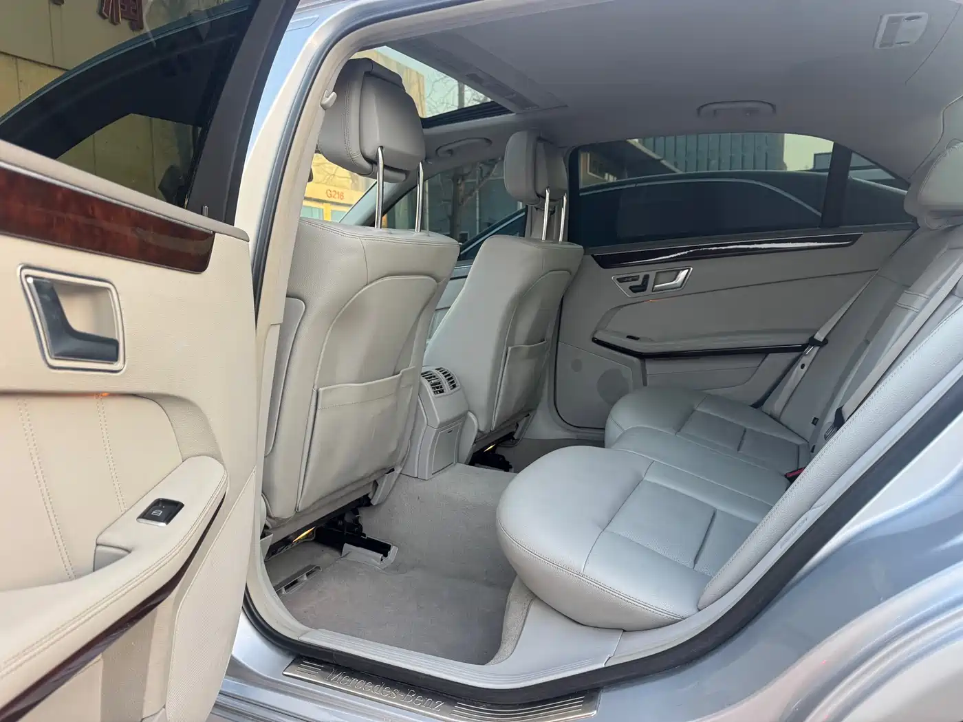 Mercedes-Benz E-Class 2013 Model E 260 L CGI Elegance фото 21