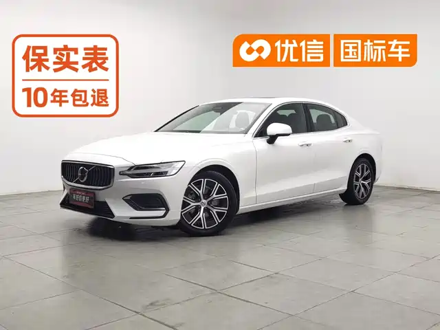 Volvo S60 2023 B4 Smart Comfort Luxury Edition — фото 1