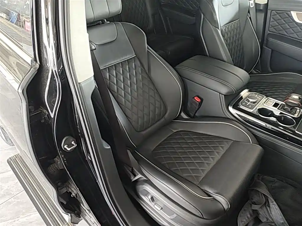 Hongqi HS7 2022 3.0T Auto 4WD Smart Connect Flagship 7-Seater фото 25