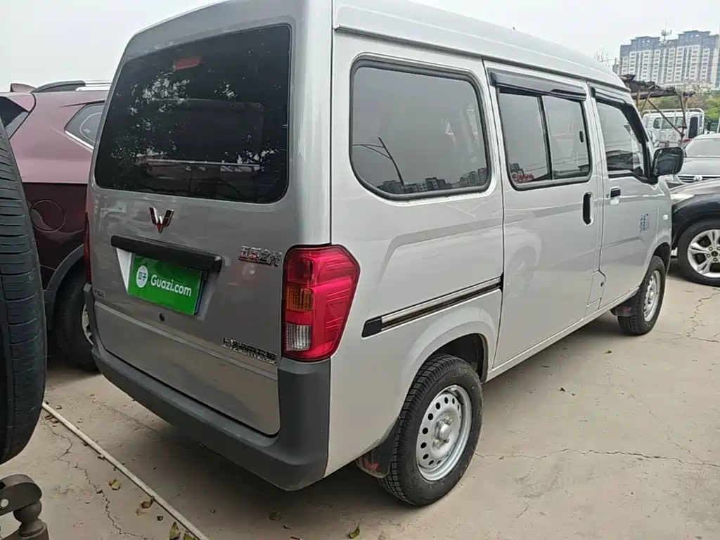 Photo 7 - Wuling Motors Wuling Zhiguang