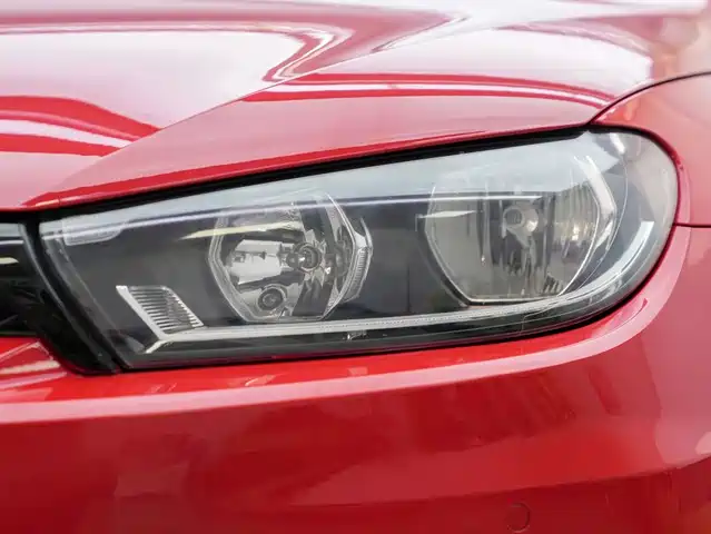 Volkswagen Scirocco 2015 1.4TSI Trend Edition — фото 2