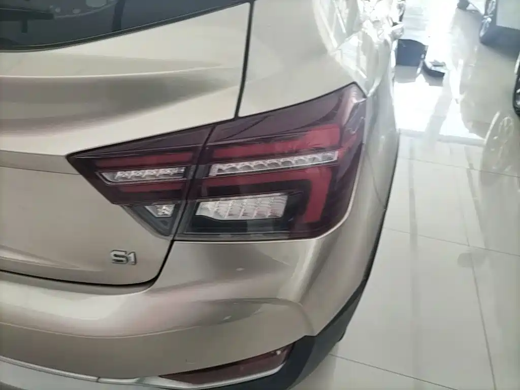 Geely Vision S1 2018 2018 1.5L Manual Sharp Enjoy