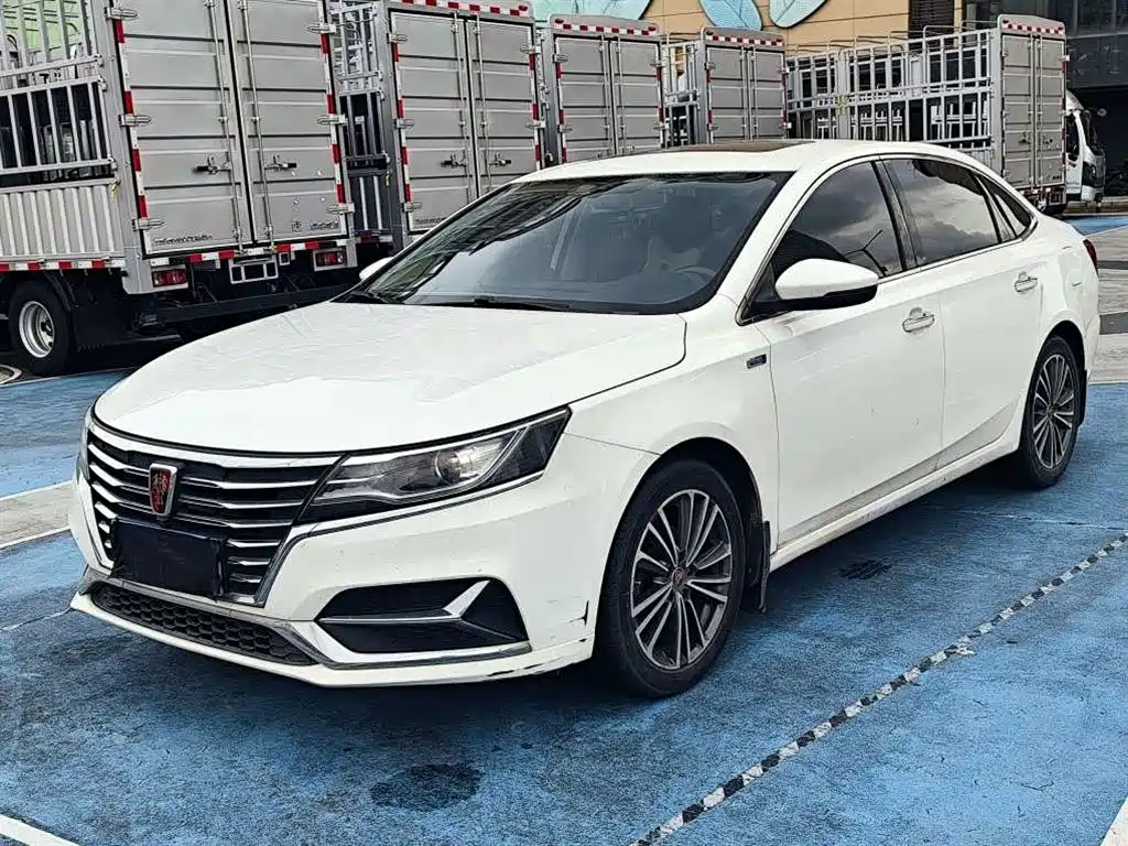 Roewe i6 2021 2020 PLUS 1.6L CVT 4G Connected Glory Flagship Edition