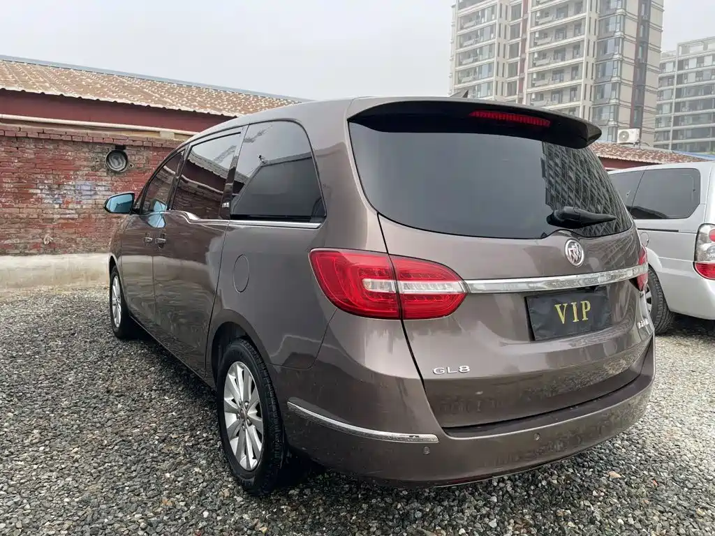 Фото 7 - Buick GL8