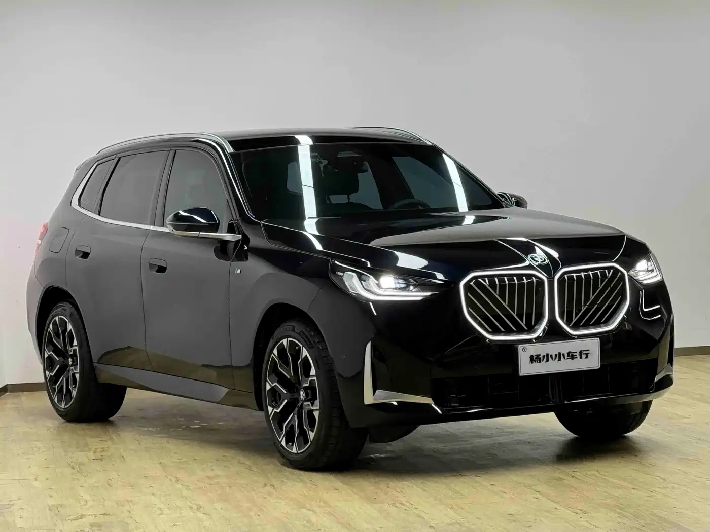BMW X3 2026 2026 xDrive30L Leading Trim M Sport Shadowline Package