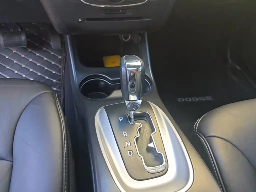 Dodge Journey 2015 2015 2.0TD 4WD Premium Edition