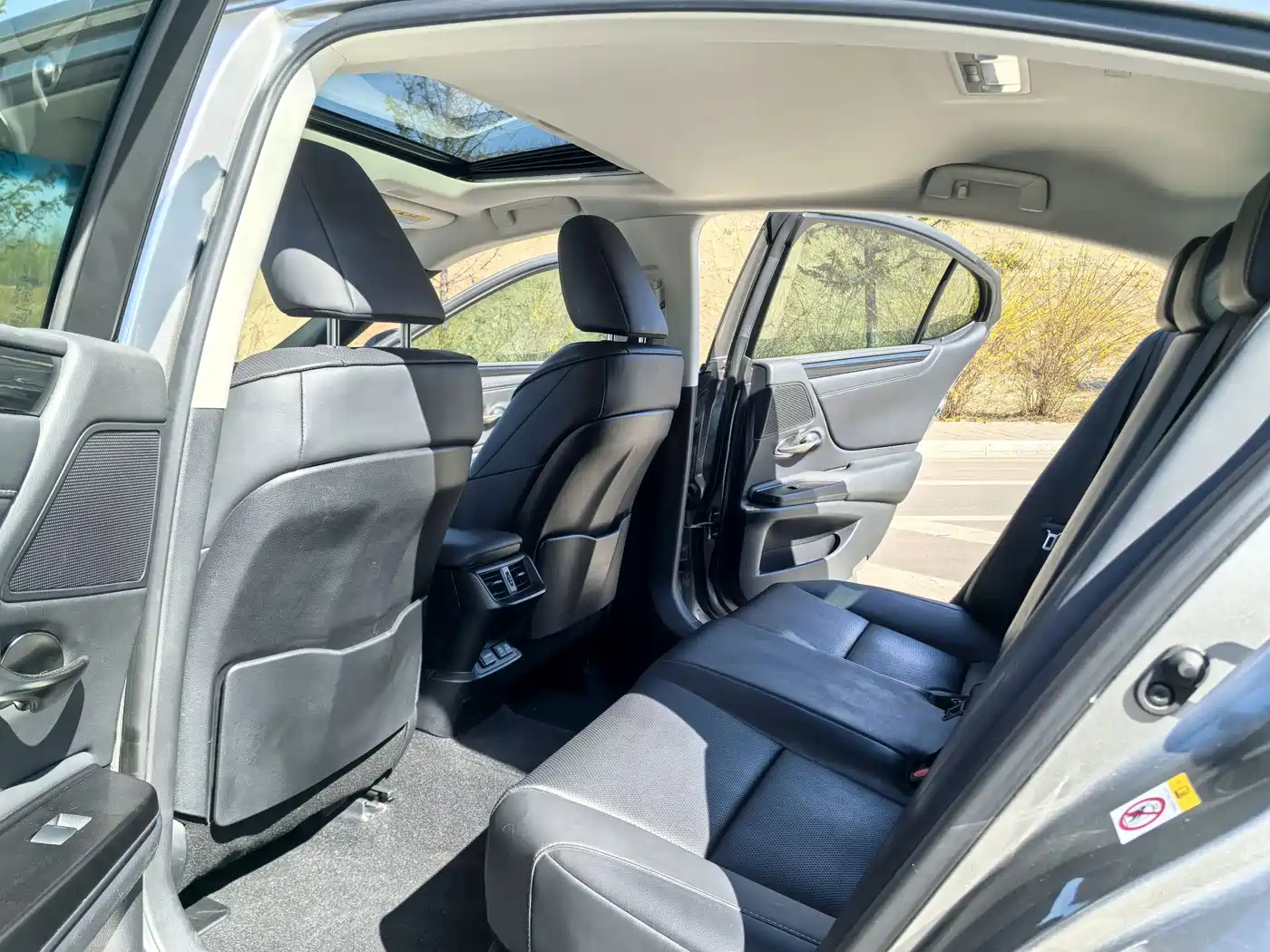 Lexus ES 2018 200 Excellence Edition China V фото 12