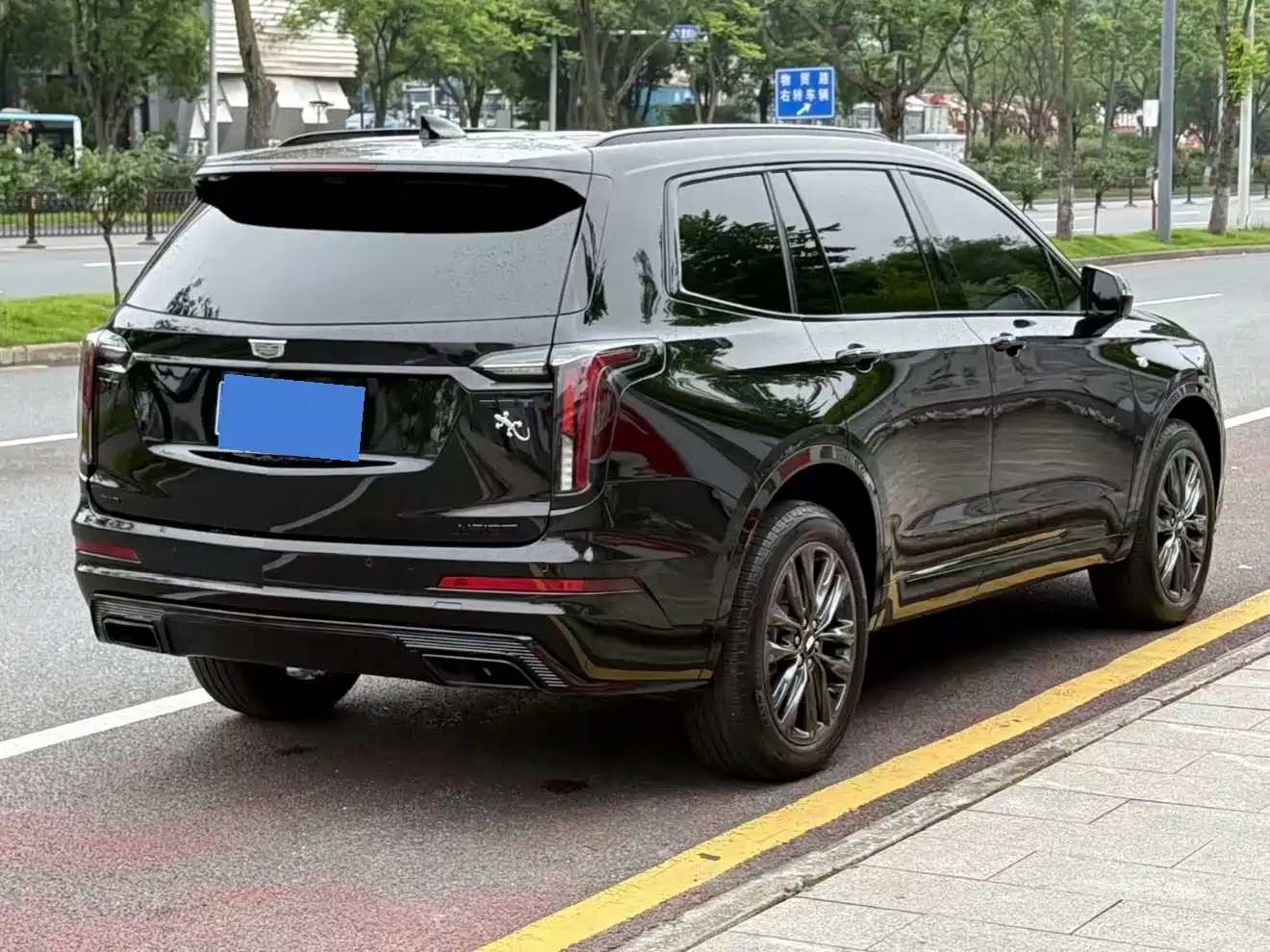 Cadillac XT6 2024 2025 2.0T 6-Seater AWD Platinum Executive Black Label