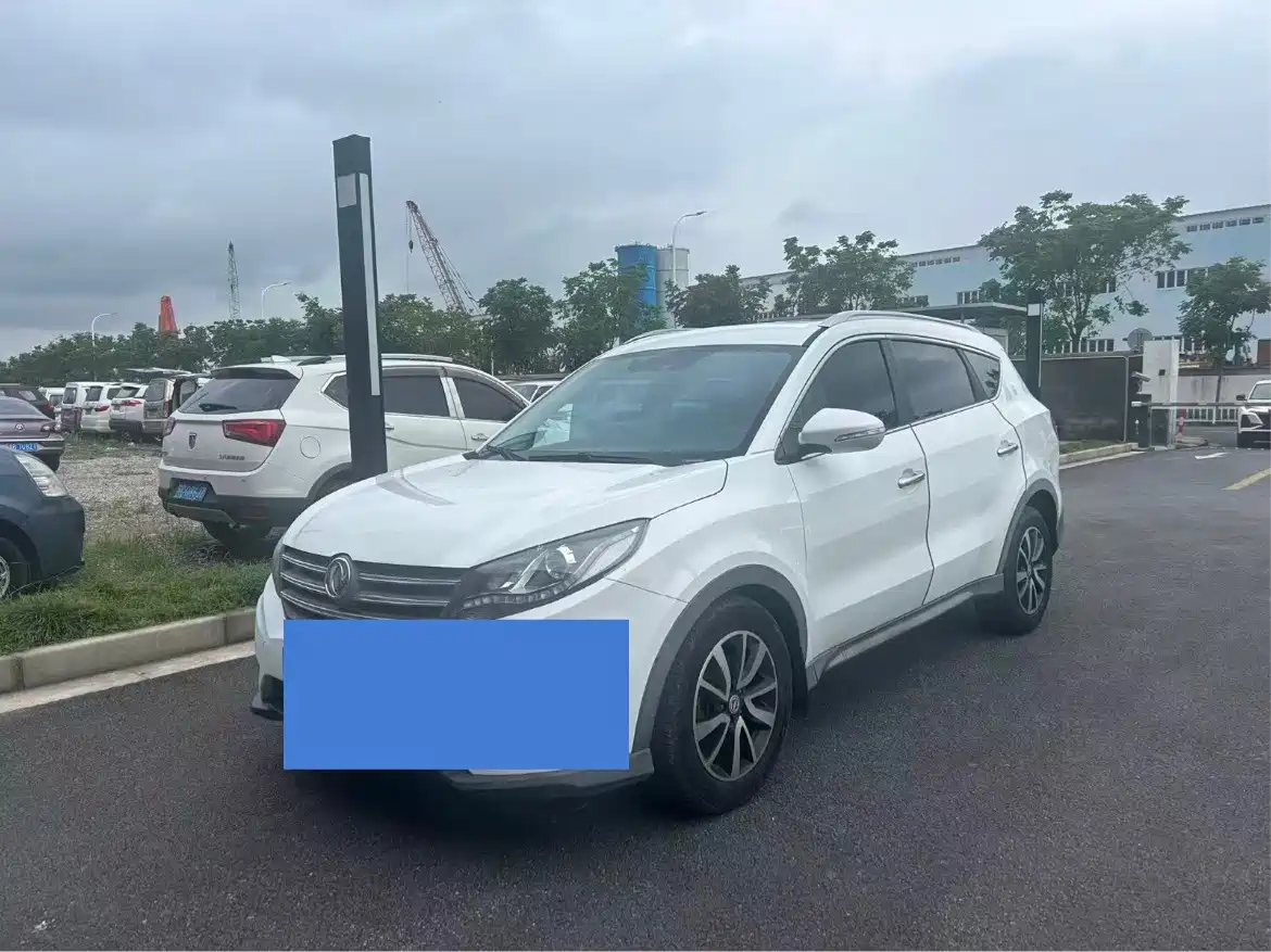 Dongfeng Fengguang Fengguang 580 2017 2017 1.5T CVT Comfort Version