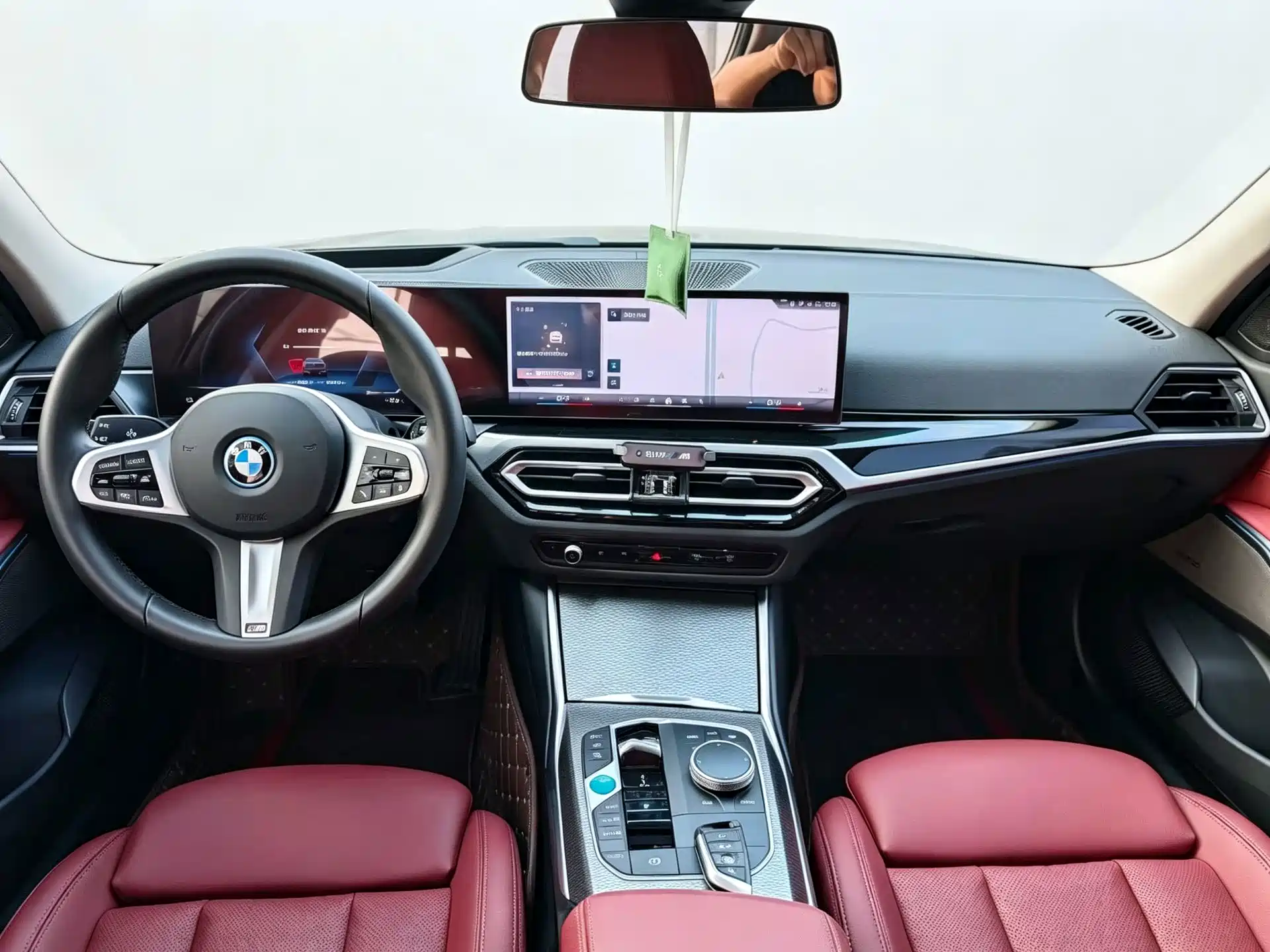 Фото 4 - BMW i3