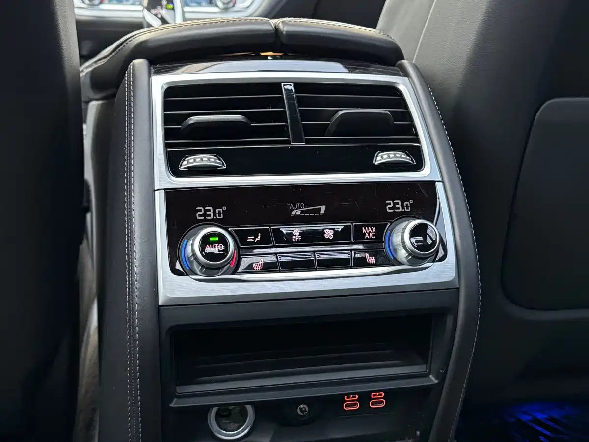 BMW 7 Series 2019 Facelift 730Li M Sport Package фото 25
