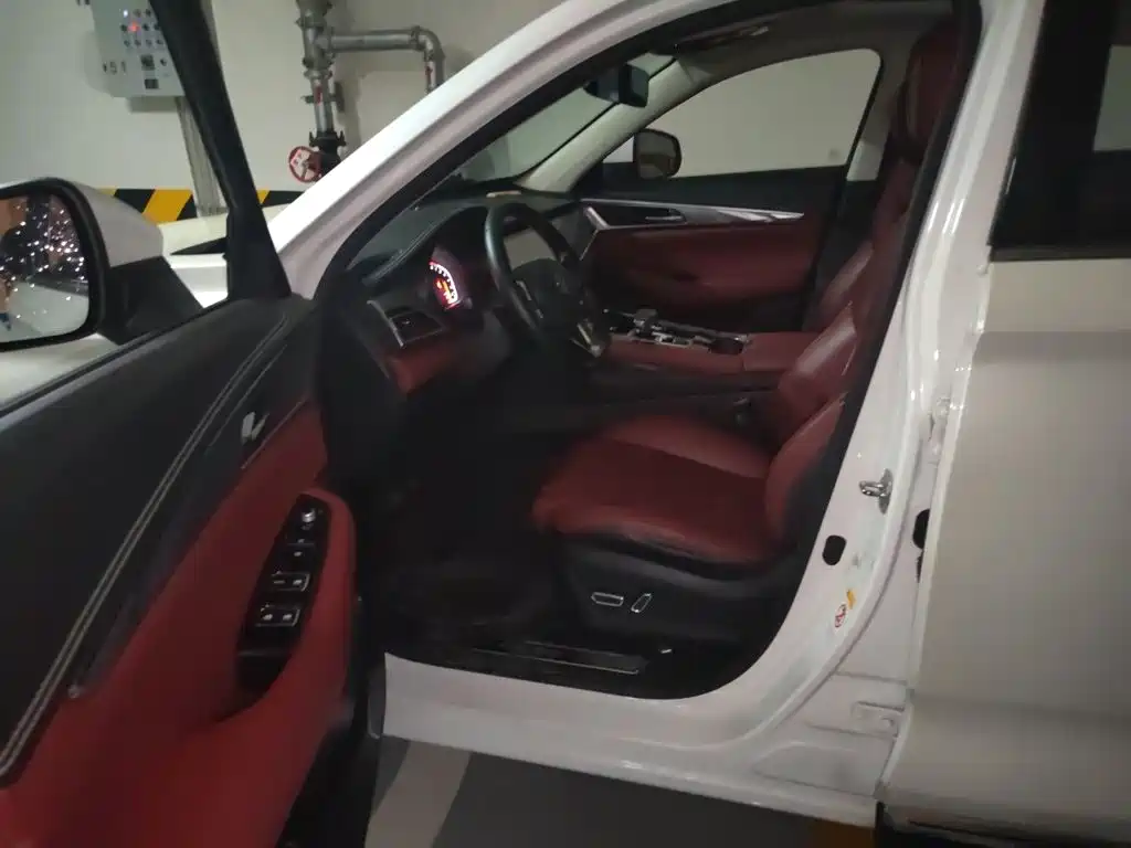 Changan CS85 COUPE 2020 2019 1.5T DCT Dynamic Edition China VI