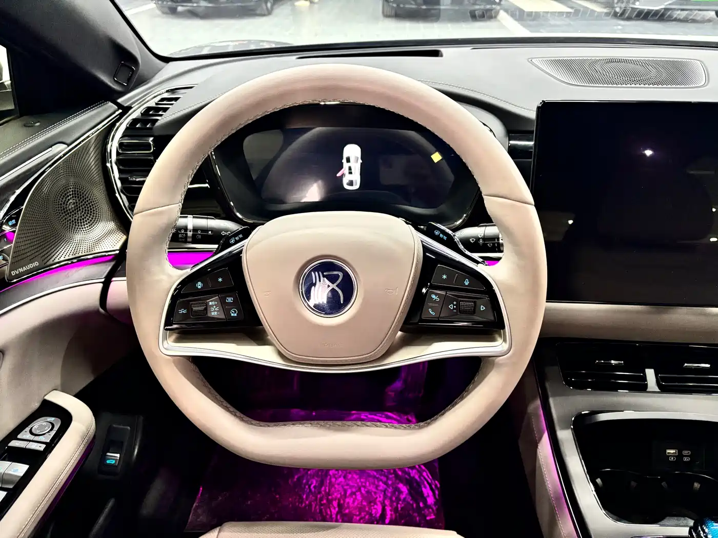 BYD Han 2025 DM-i 125KM LiDAR Smart Driving фото 10