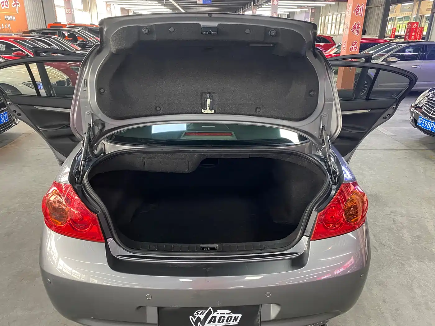 Infiniti G Series 2013 2013 G25 Sedan Luxury Sport Edition