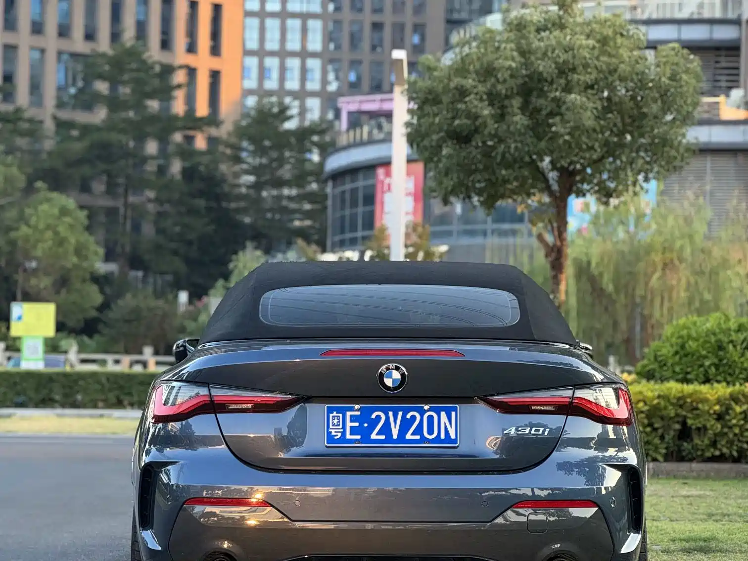 صورة 4 - BMW 4 Series