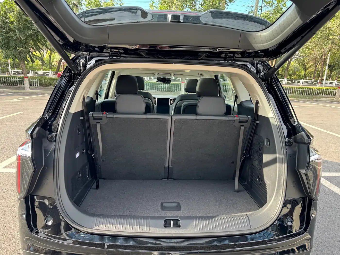 Hongqi HS7 PHEV 2024 2024 2.0T PHEV 4WD Flagship Edition 6-seater