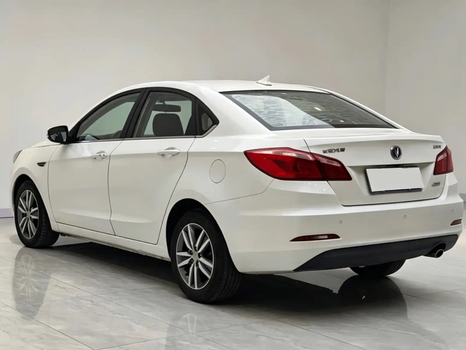 Photo 7 - Changan Eado